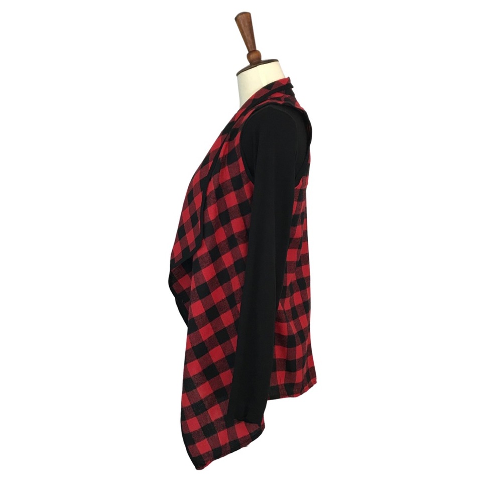 Red & Black Buffalo Plaid Asymmetric Open Vest - Picture 7 of 16